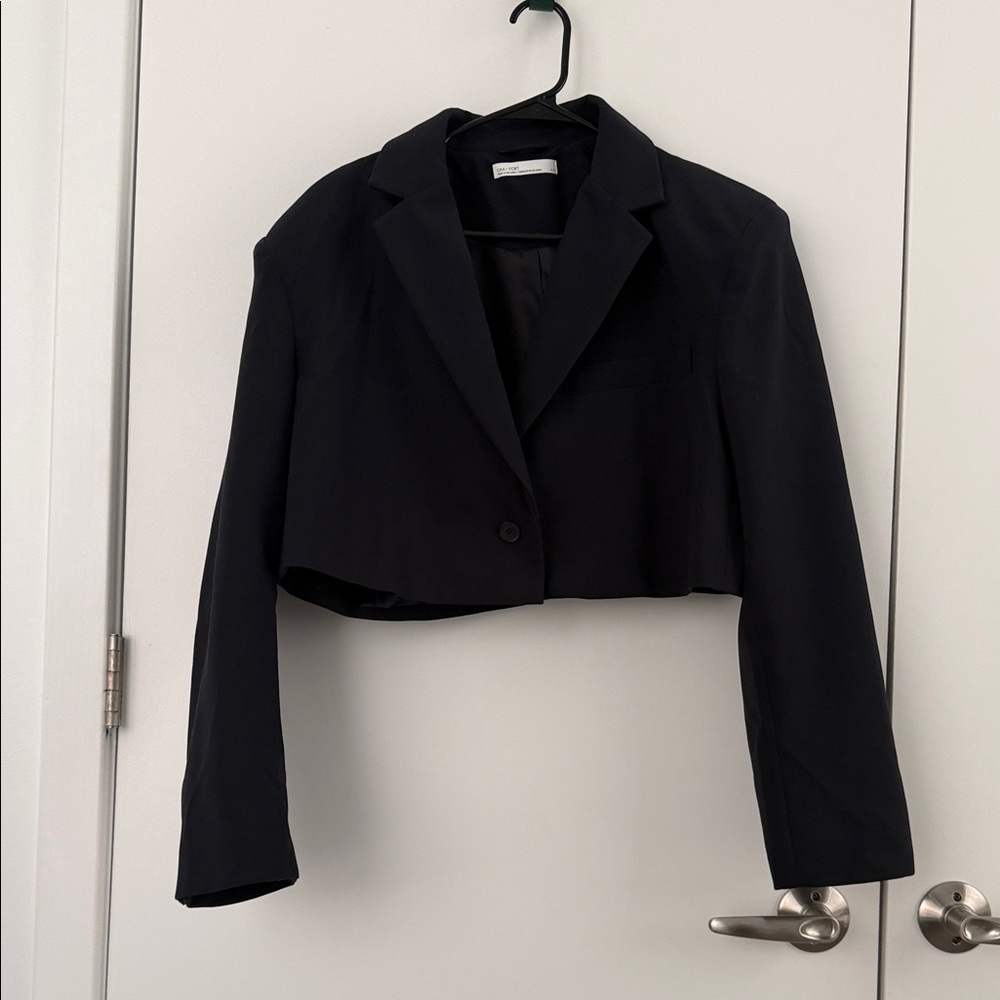 Black Cropped Blazer